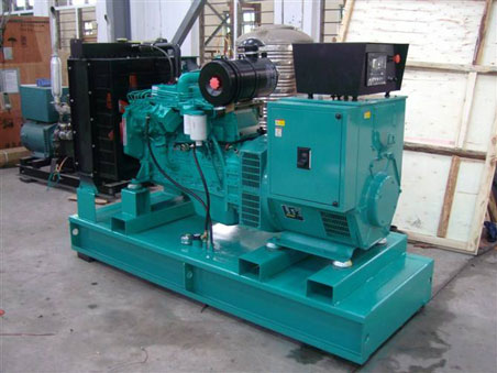 吐鲁番200kw康明斯柴油发电机组图片 吐鲁番200kw康明斯柴油发电机组图片